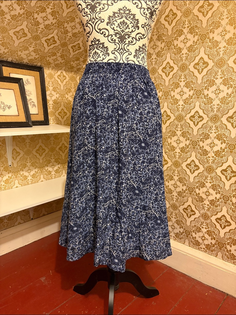 Orvis 100% Silk Circle Skirt
